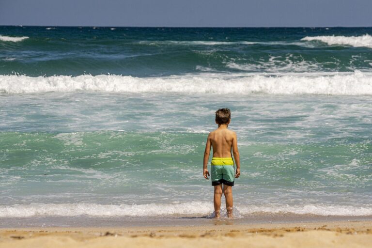 young boy, beach, boy-5397266.jpg